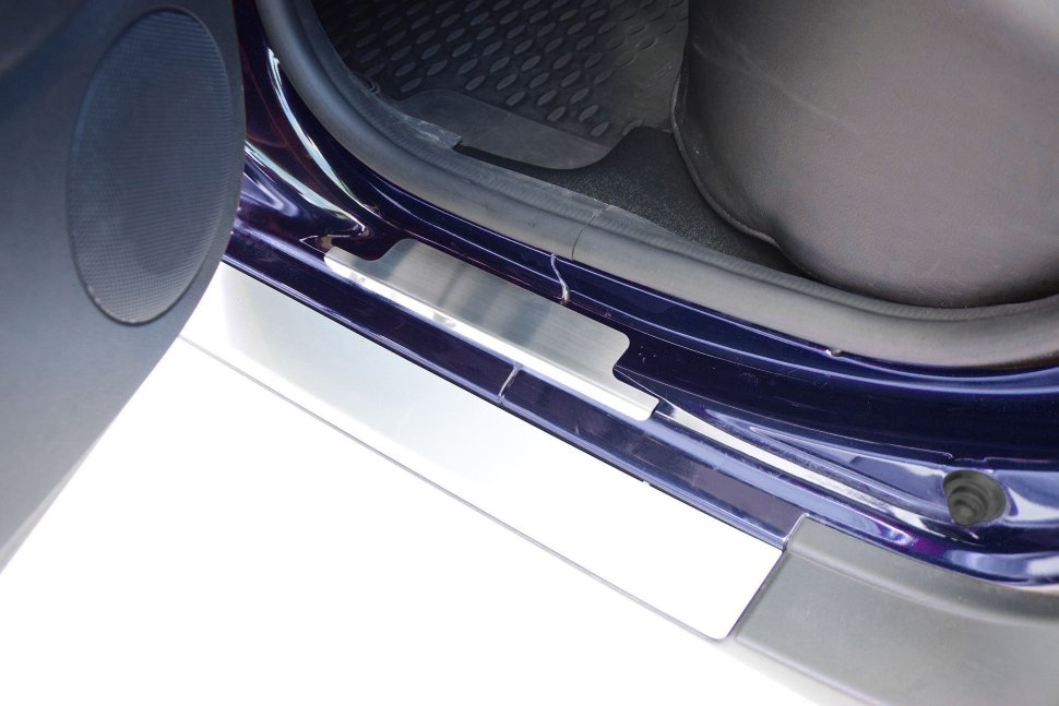 Накладки в проем дверей 4шт Nissan Terrano 2014- нержавейка ниссан террано звдние